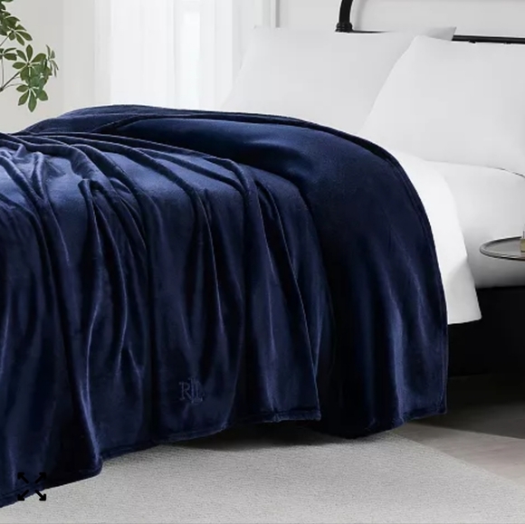 Polo Ralp Lauren - Luxurious Navy Blue Fleece Blanket - Picture 2 of 6